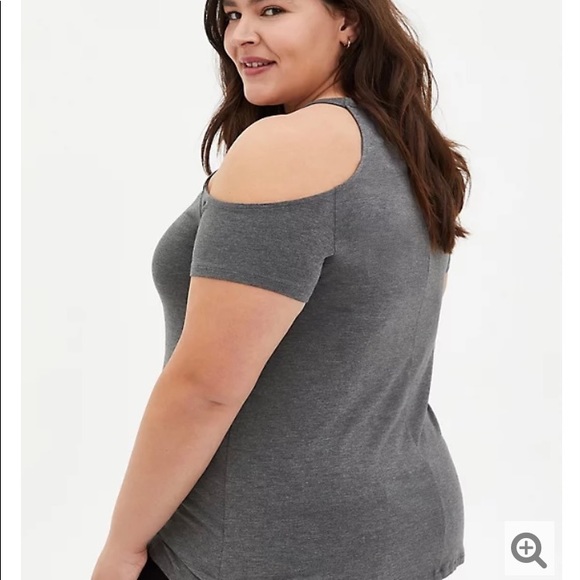 Disney Cruella Cold Shoulder - Picture 2 of 3